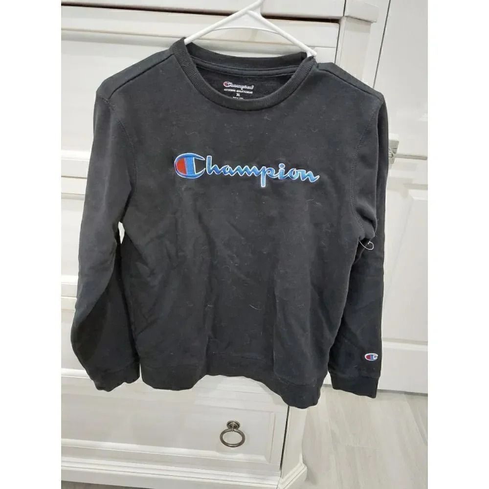 Champion Black Crewneck